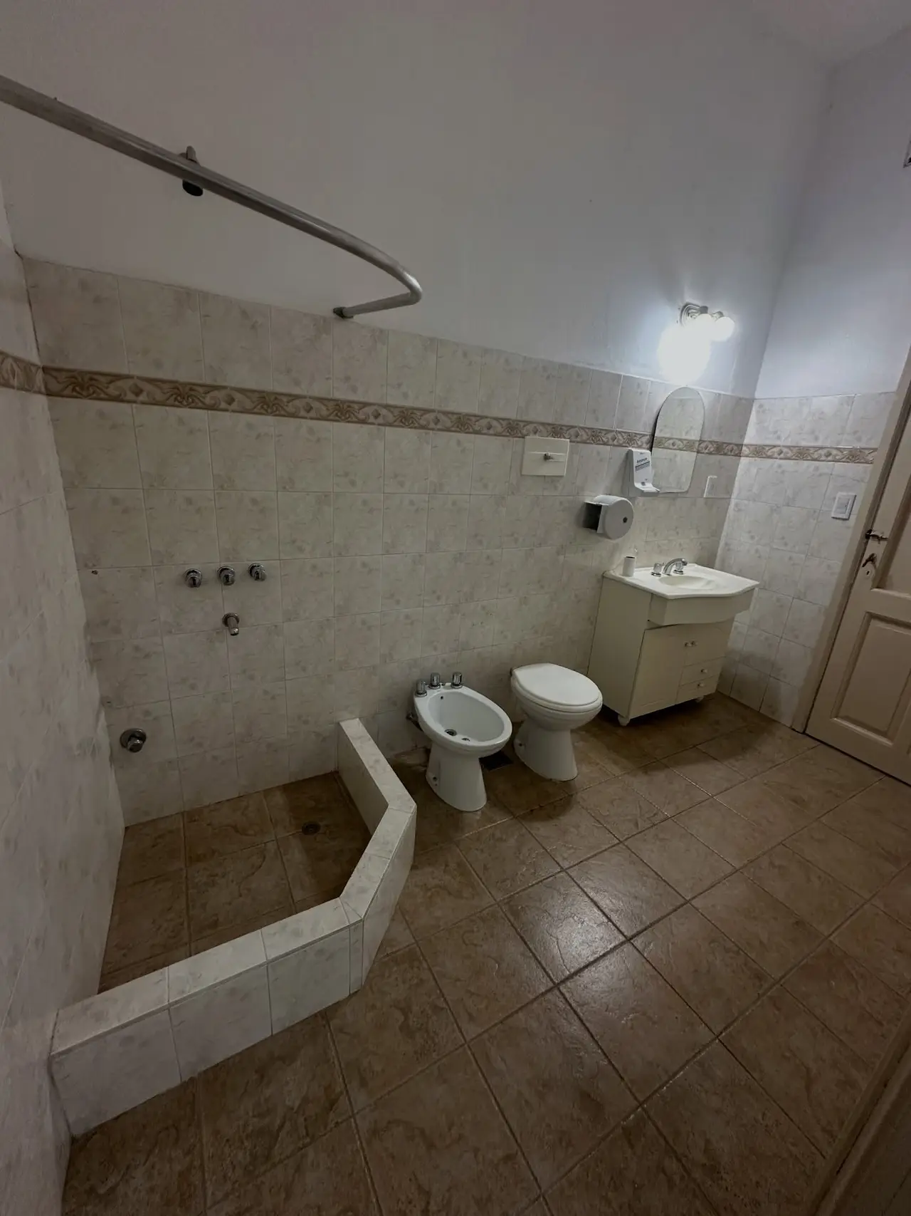Comercial en alquiler en Concepción del Uruguay — foto 7