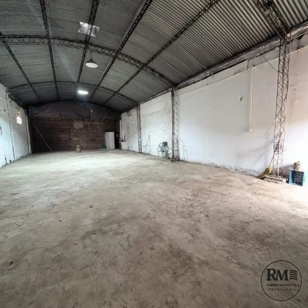 Comercial en alquiler en Concepción del Uruguay — foto 2