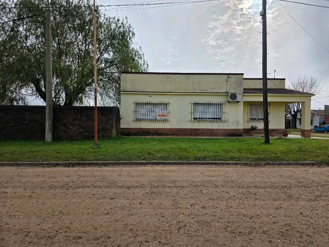 Casa de 2 dormitorios en venta en Caseros — foto 6