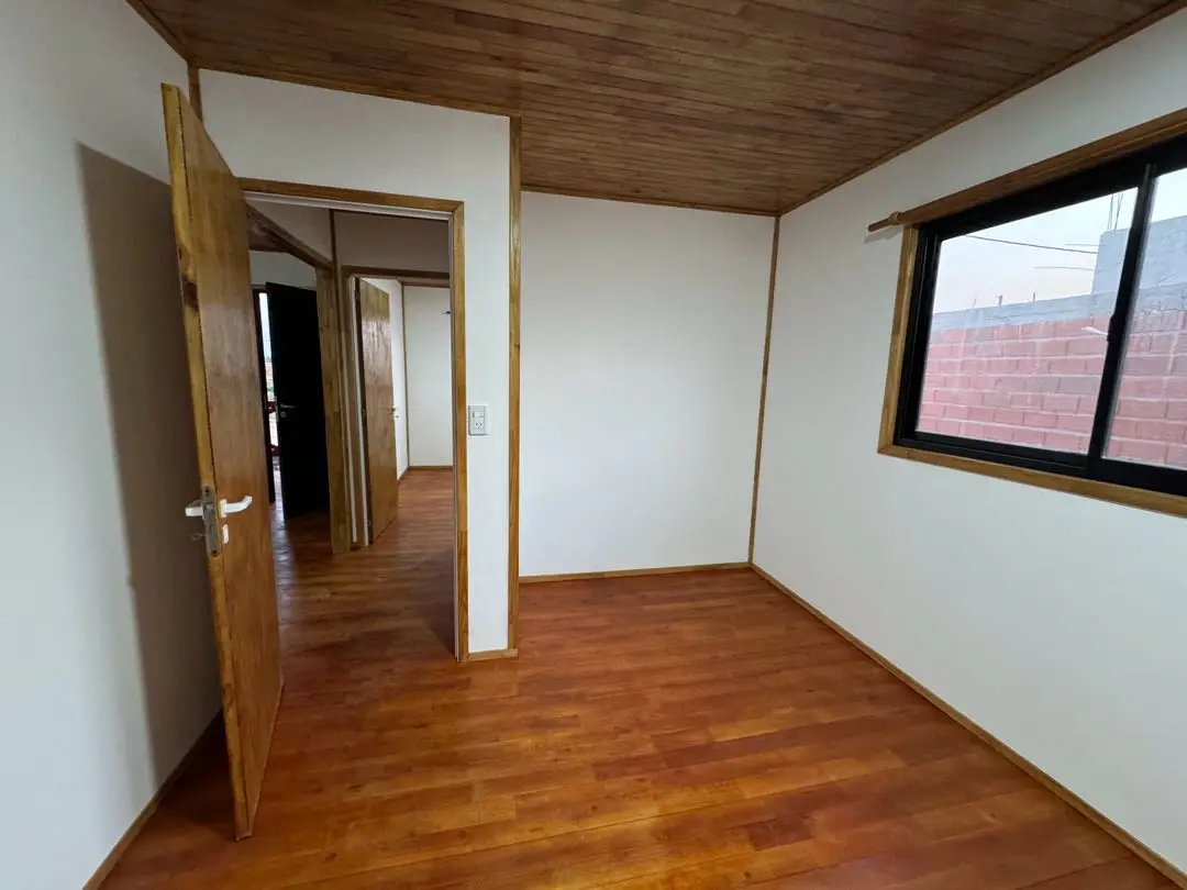 Casa de 2 dormitorios en alquiler en Caseros — foto 9