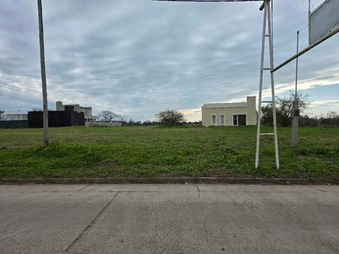 Terreno en venta en Caseros — foto 2